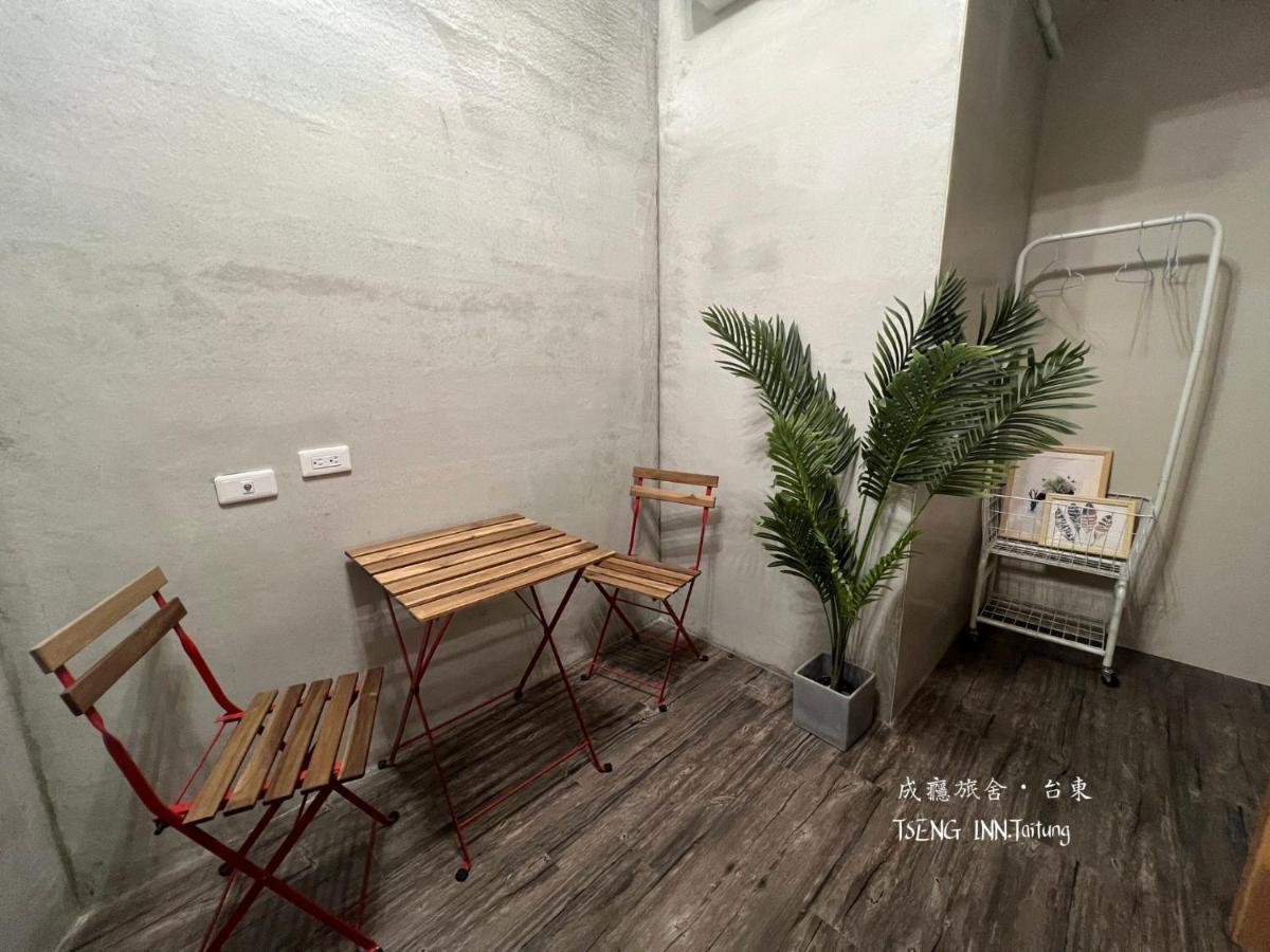 台東成癮旅舍tseng Inn青年旅舍背包客 Taitung Bagian luar foto